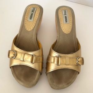 Steve Madden ElPasso Gold Wedge Sandal wood heel